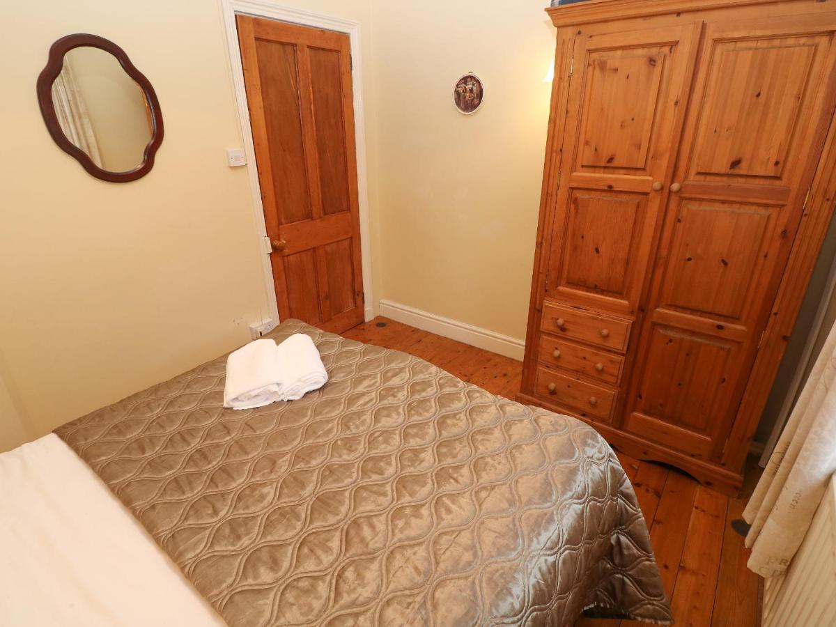 Brook Cottage Суонзи Екстериор снимка